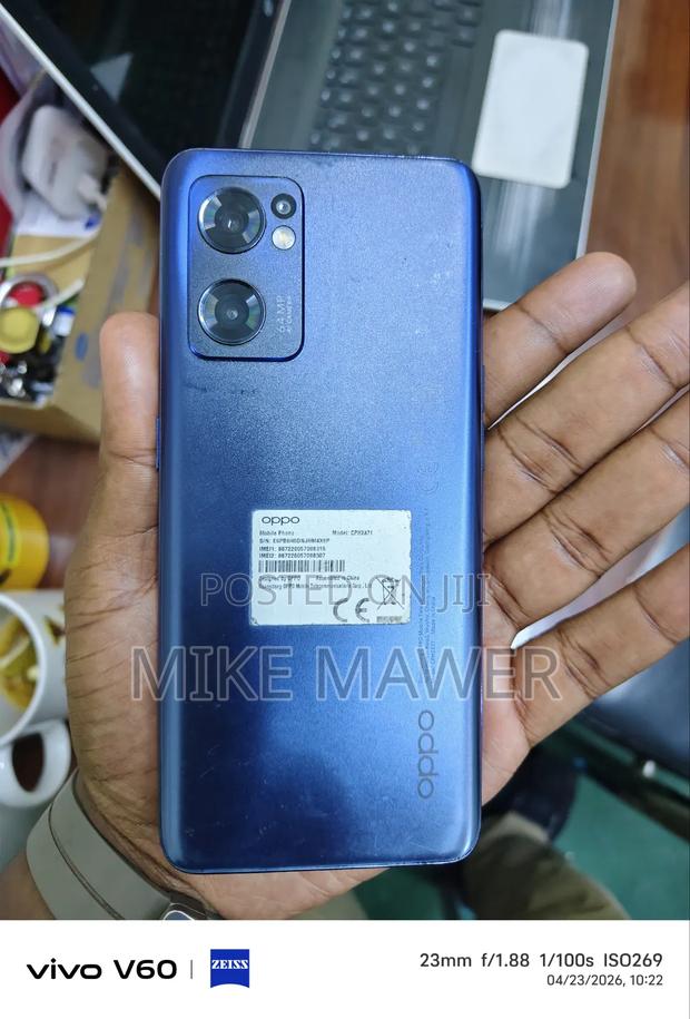 Oppo Reno7 5G 256 GB Blue - thumbnail 3