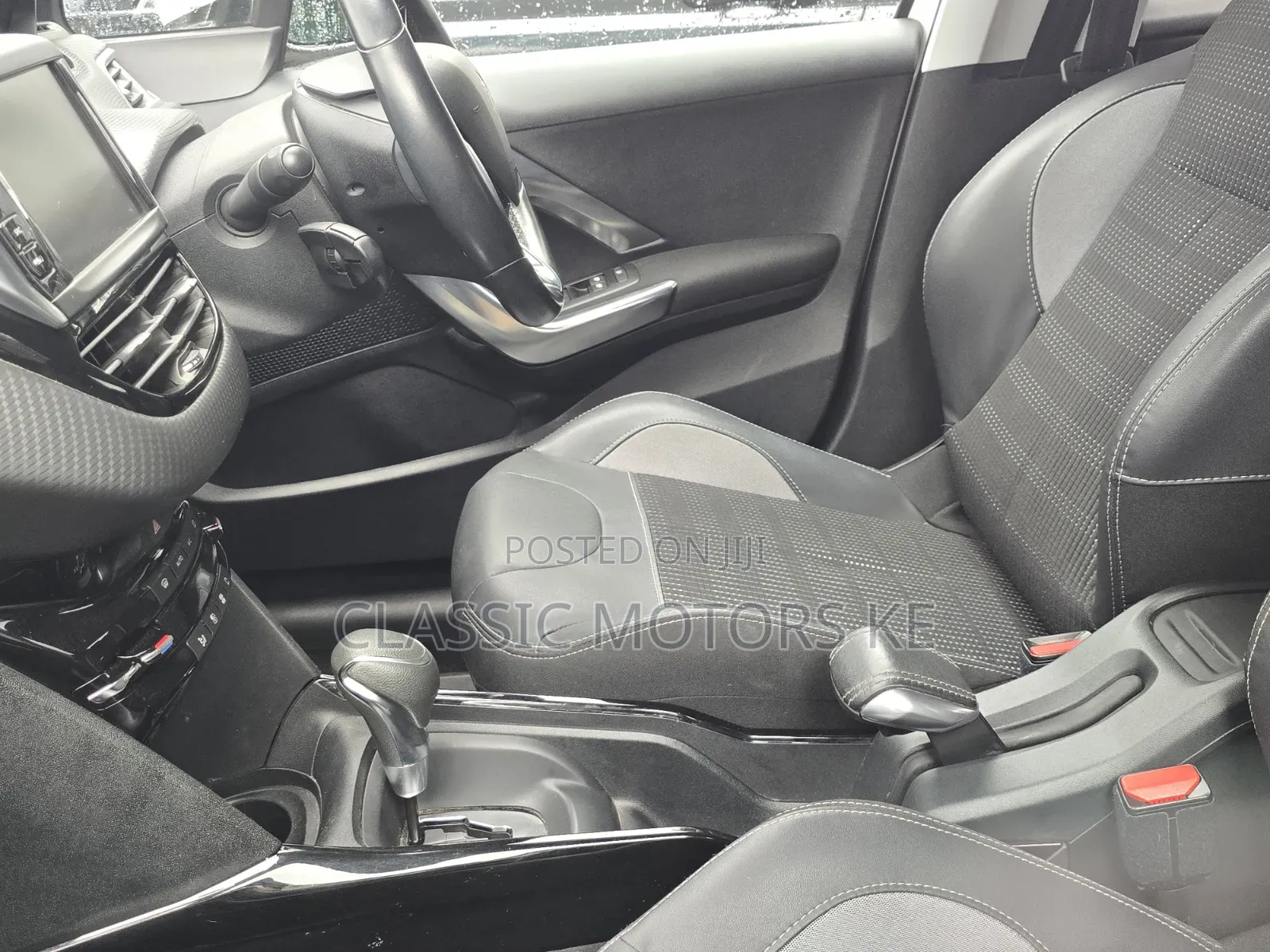 Peugeot 2008 1.2 PureTech (155 Hp) 2019 White