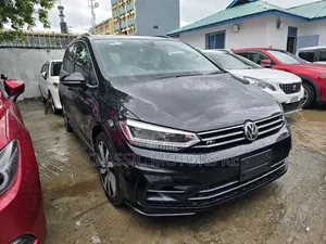 Volkswagen Touran 2019 Black