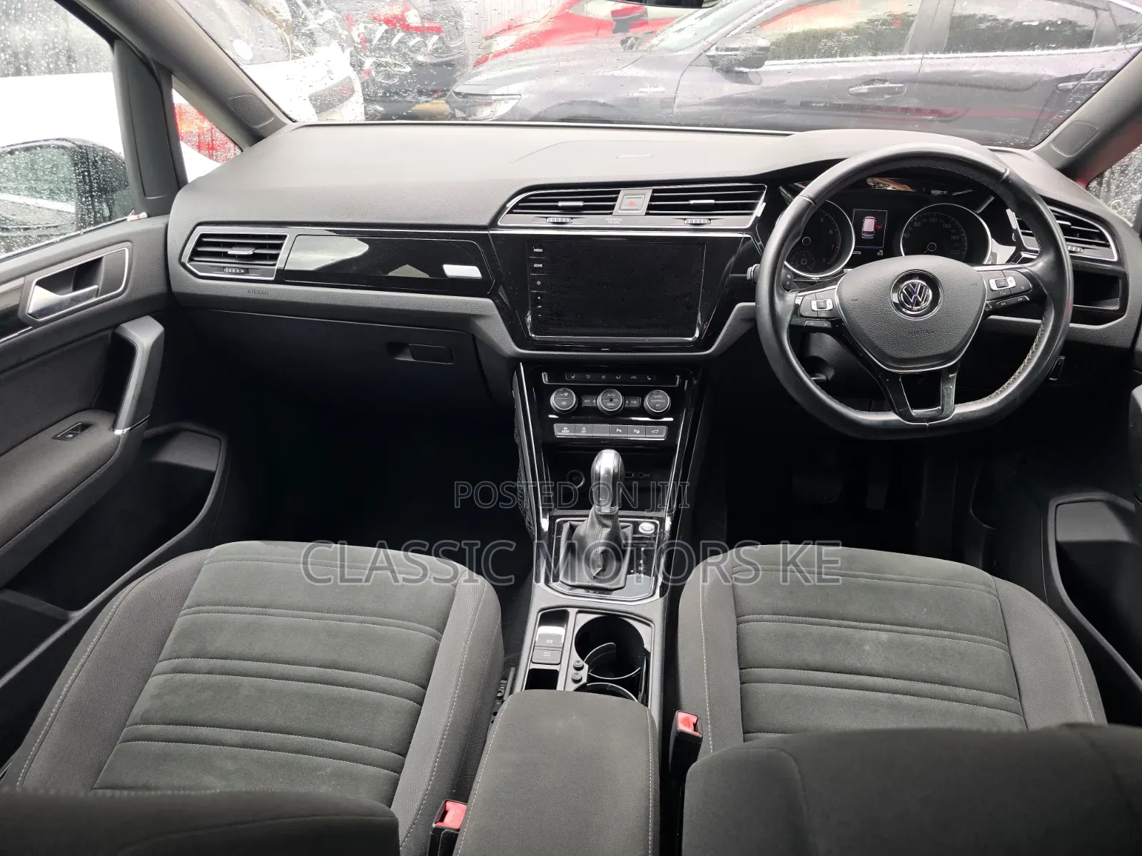 Volkswagen Touran 2019 Black