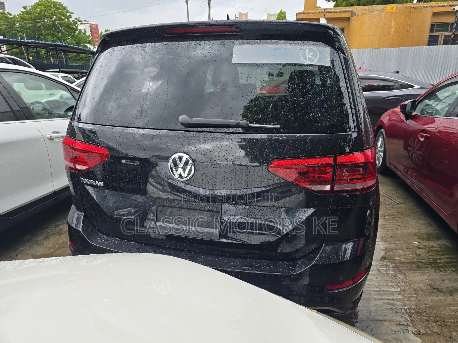 Volkswagen Touran 2019 Black