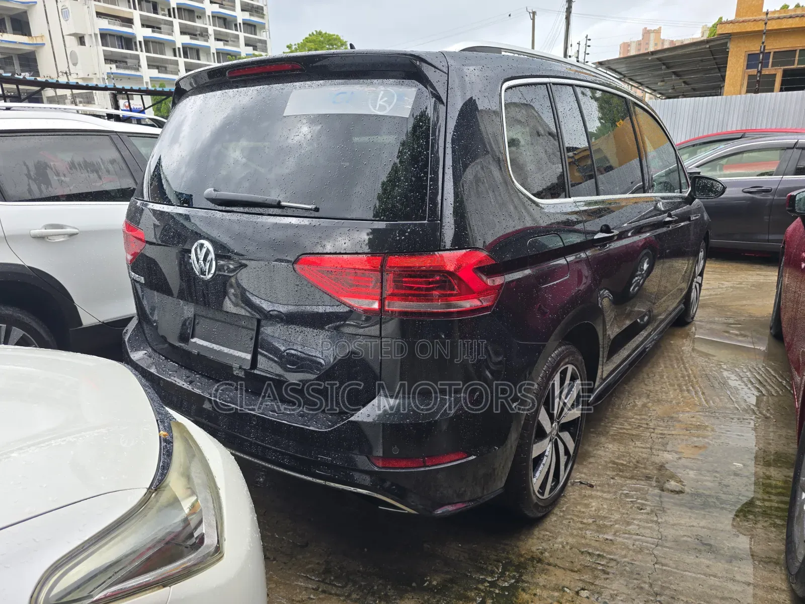 Volkswagen Touran 2019 Black