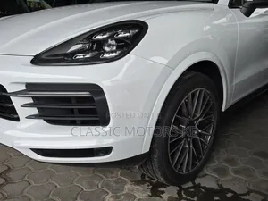 Porsche Cayenne Base AWD 2020 White
