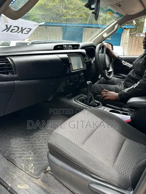 Toyota Hilux Revo Double Cab Deisel 2.4 RWD 2021 Black