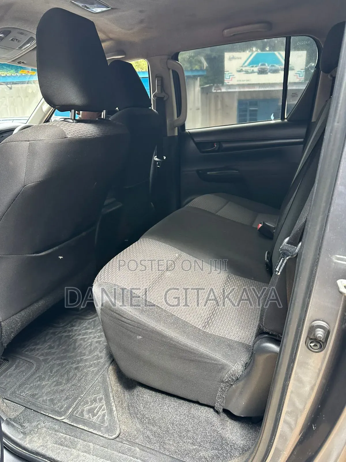 Toyota Hilux Revo Double Cab Deisel 2.4 RWD 2021 Black