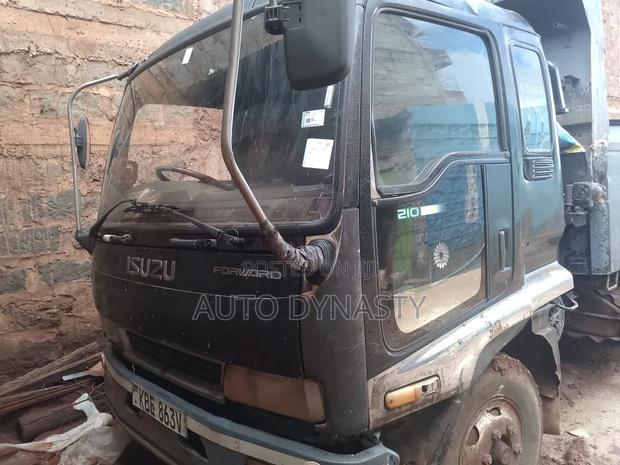 Isuzu Forward