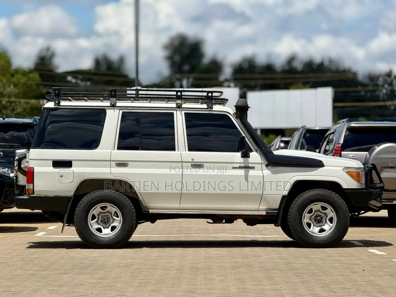 Toyota Land Cruiser 76 Series 2019