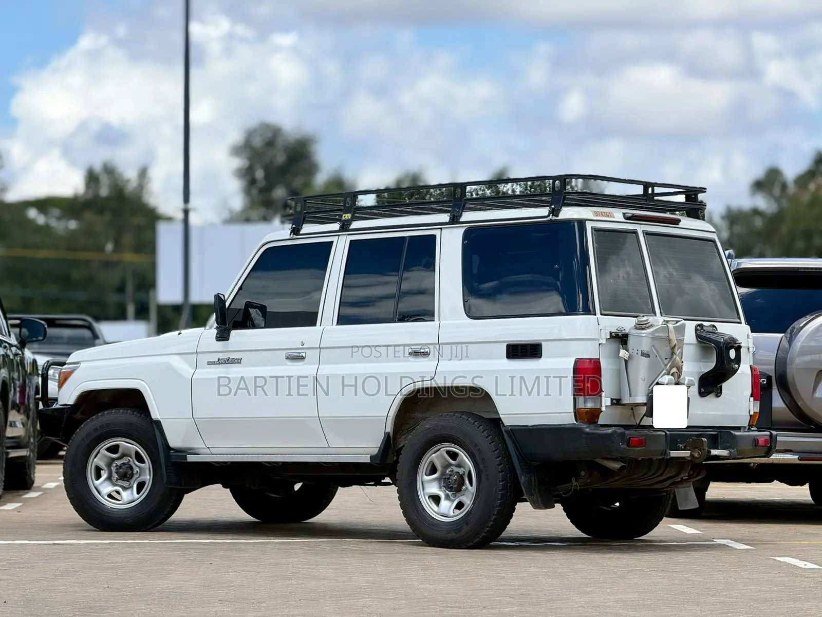 Toyota Land Cruiser 76 Series 2019