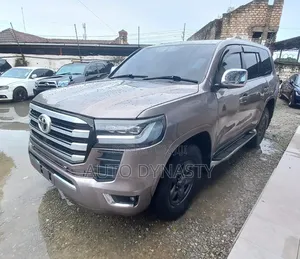 Toyota Land Cruiser 2018 Brown