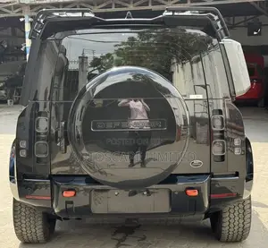 Land Rover Defender 2022 Black