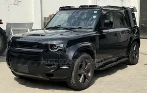 Land Rover Defender 2022 Black