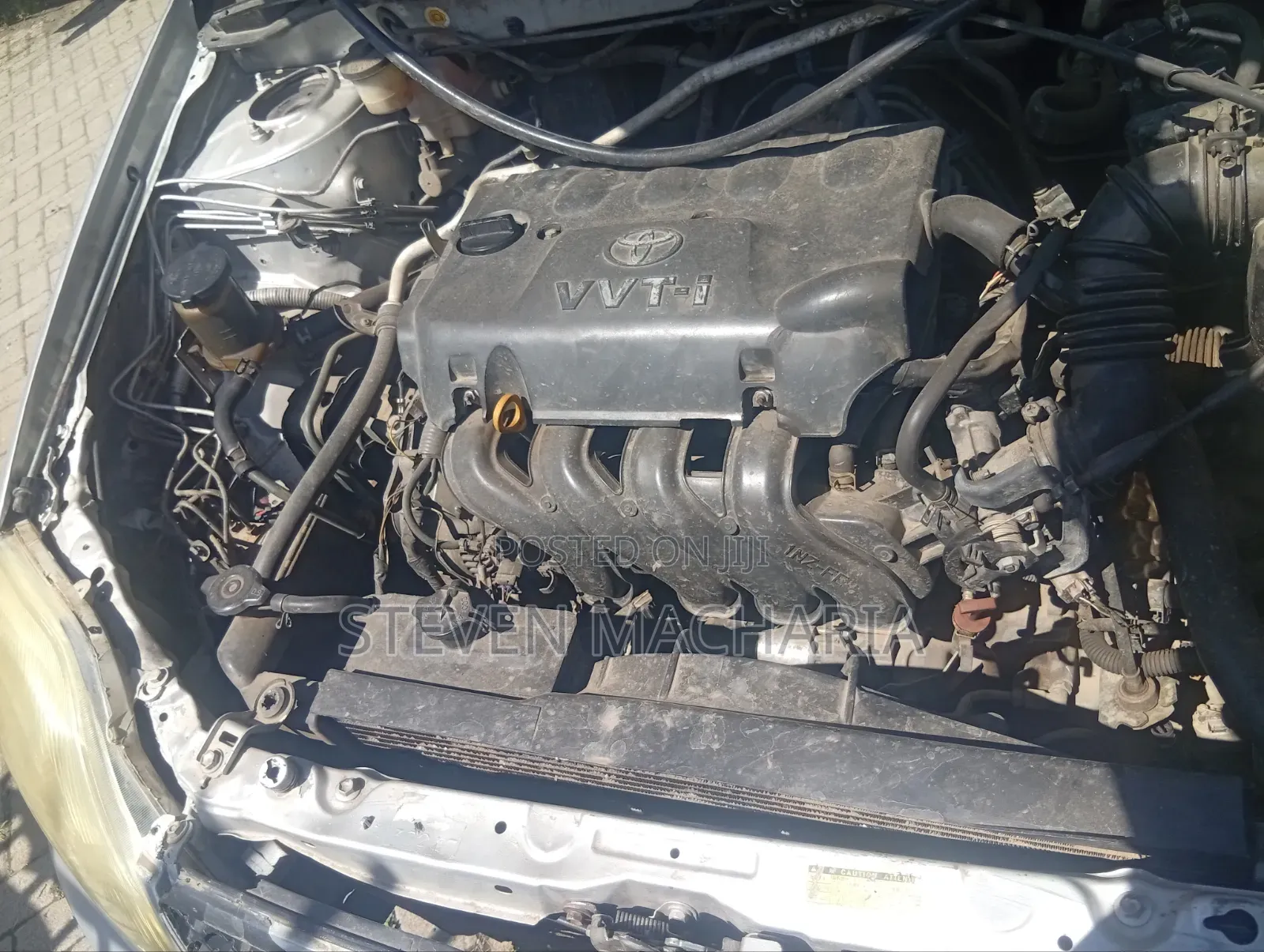 Toyota Corolla 2000 Silver