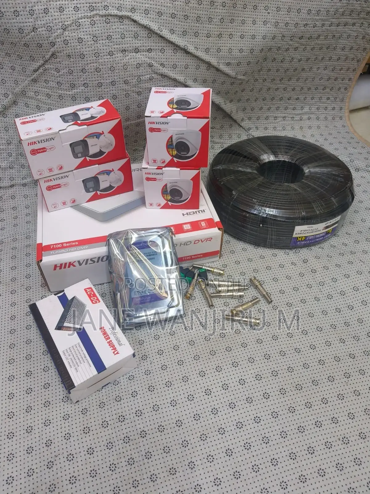 New Hikvision 4 CCTV Cameras 4 Channel Complete Kit 1080p