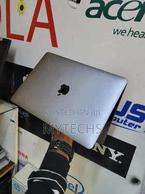 Laptop Apple MacBook 2016 8GB Intel Core M3 SSD 256GB