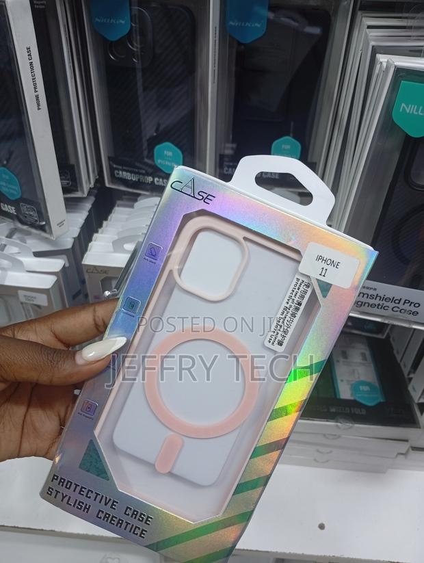 iPhone 11featuring a Magnetic Ring on the Back - thumbnail 2