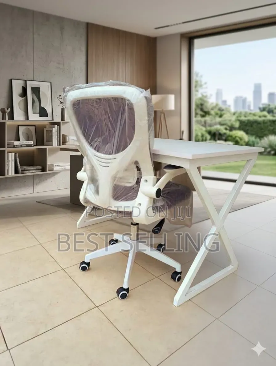 White Home/Office Desk and Chair