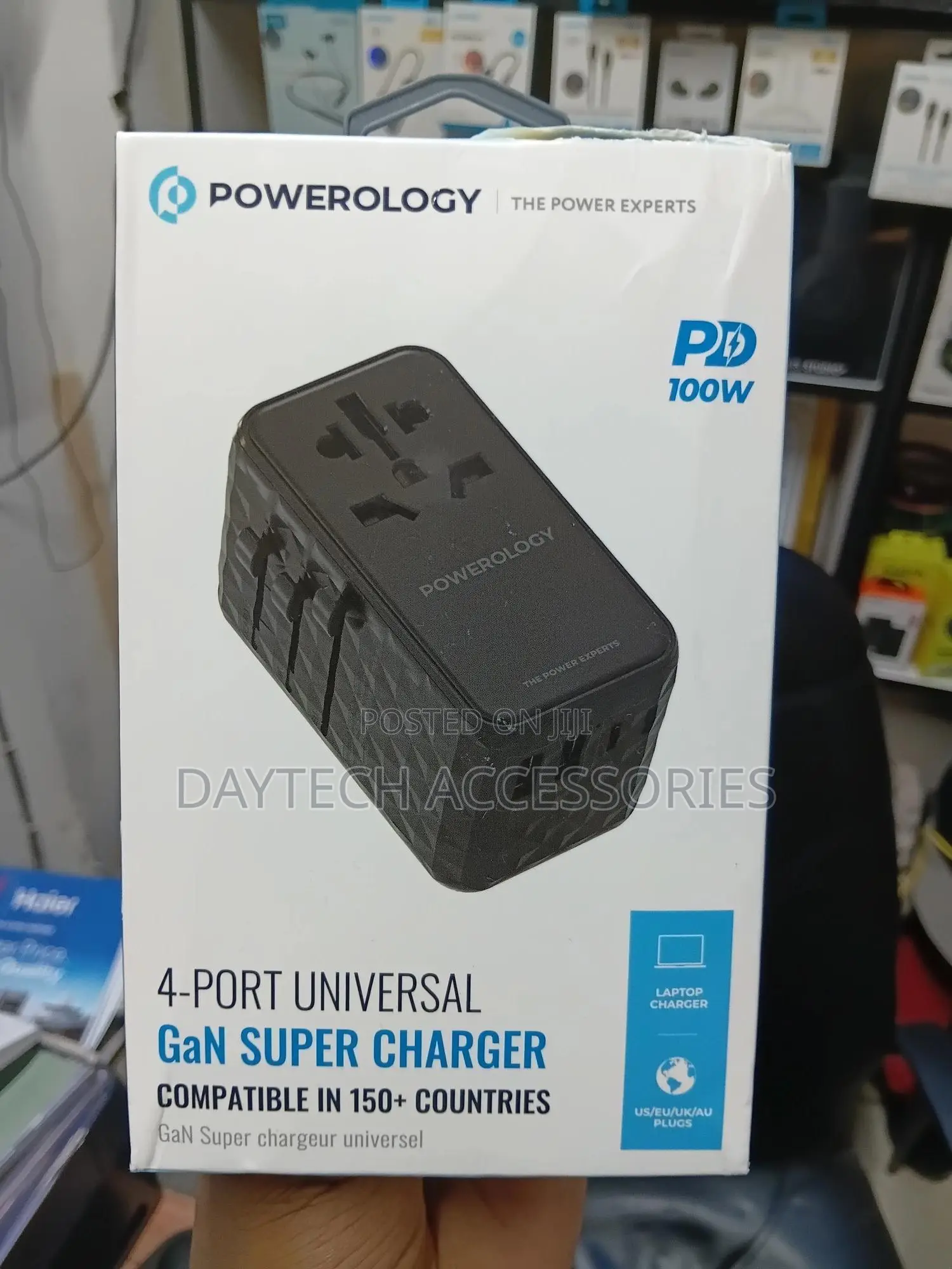 This Is a Powerology 100w 4-Port Universal Gan Super Travel Charger.