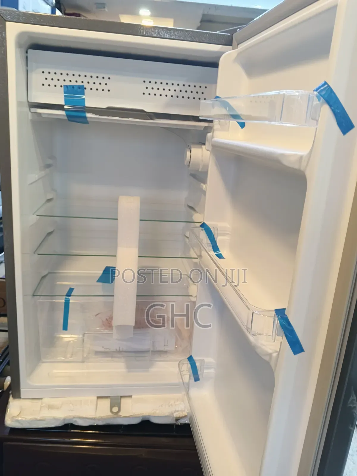 Roch Mini Fridge