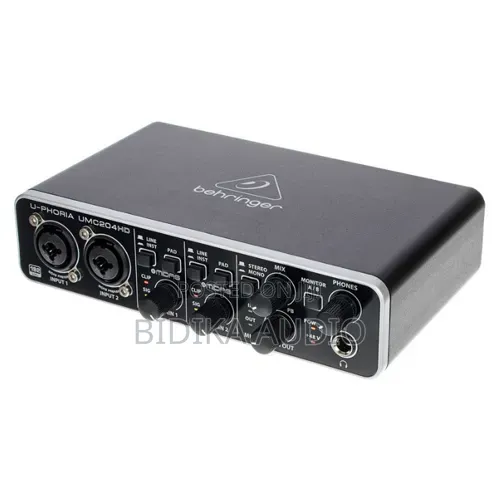 Brand New Behringer Umc204hd Soundcard