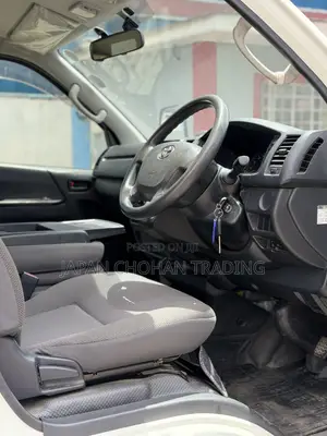 Toyota HiAce 2019 Black