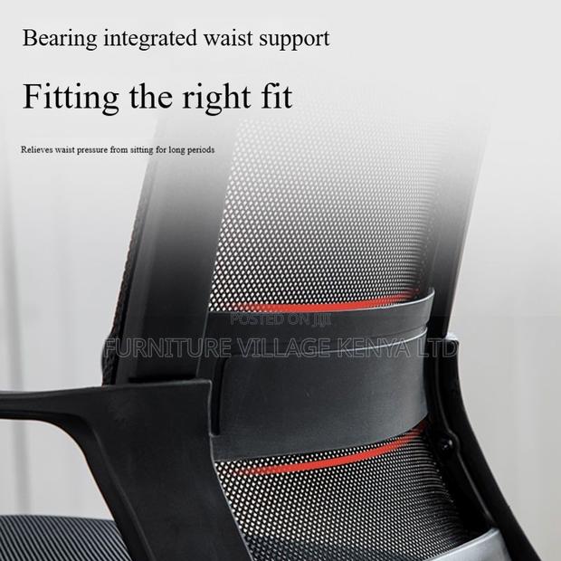 Ergonomic Mid-Back Mesh Boardroom Seat - thumbnail 4