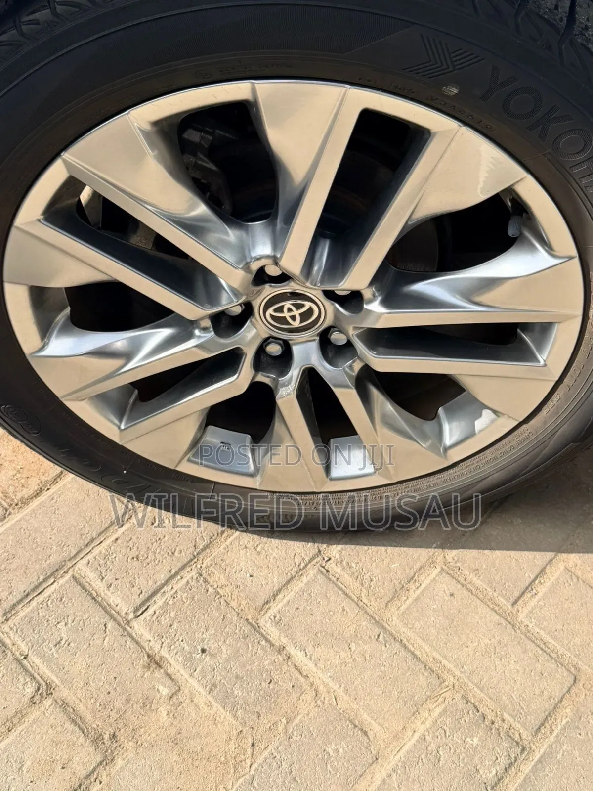 Toyota RAV4 2019 Gray