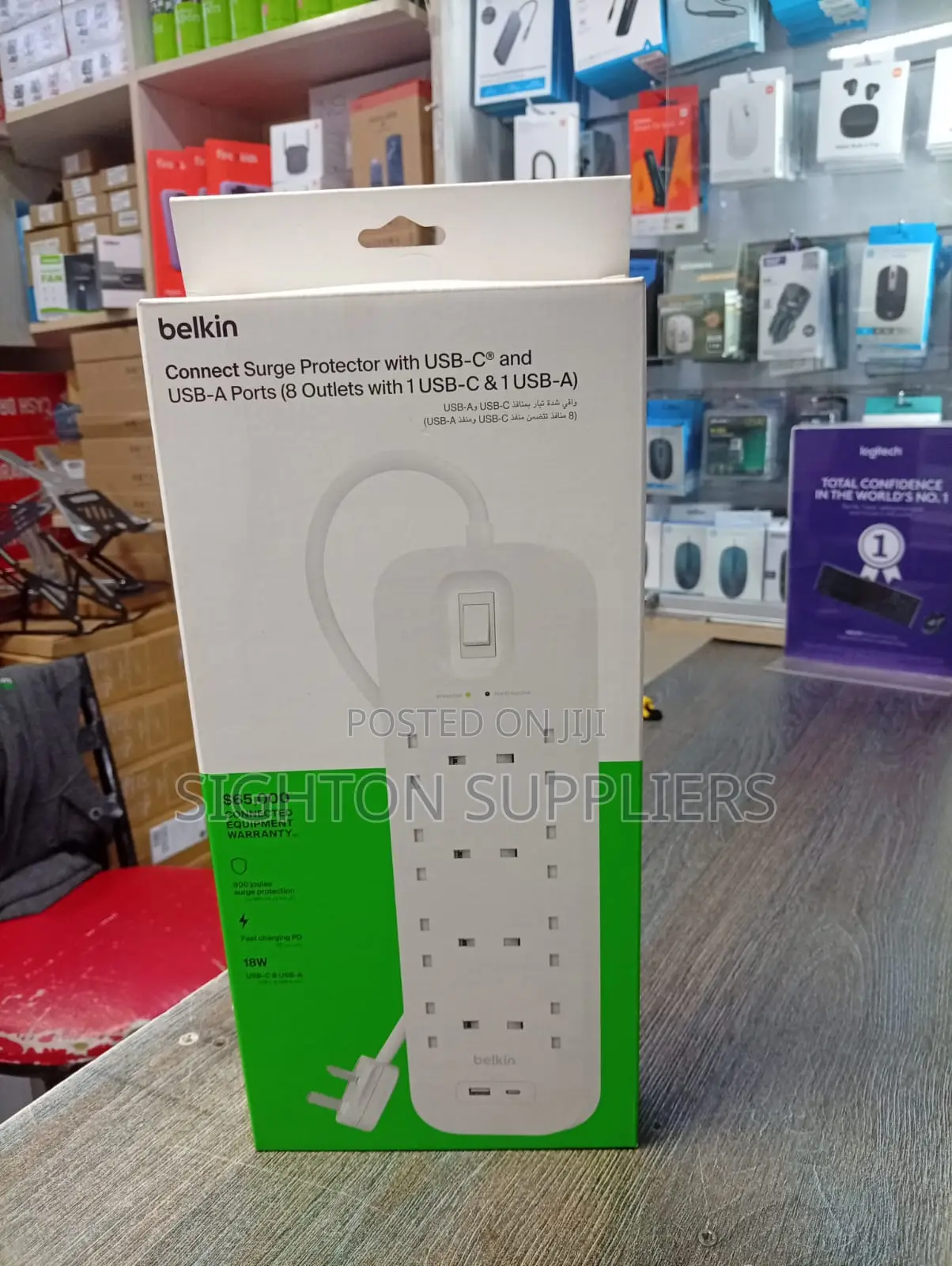 Belkin Surge Protector and Outlet-1 Usb-C and Usb-A