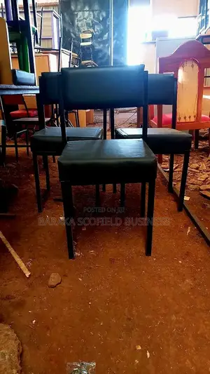 Vversatile Office Chair MJK