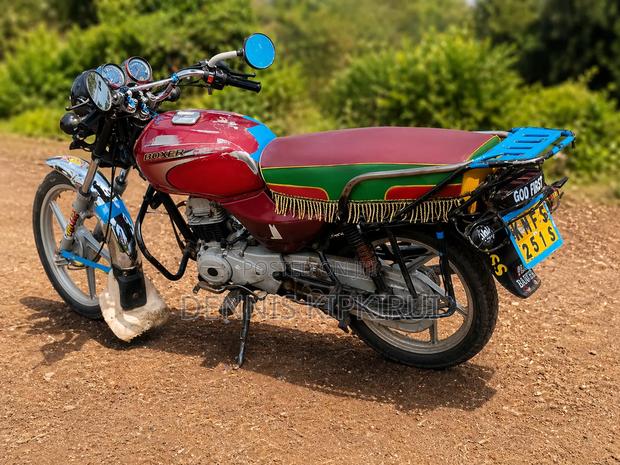 Bajaj Boxer 100 2021 Red - thumbnail 2