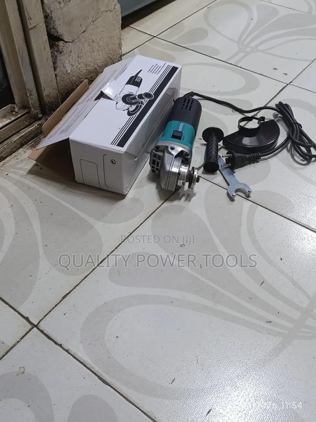 Makita Angle Grinder 4inch - thumbnail 2