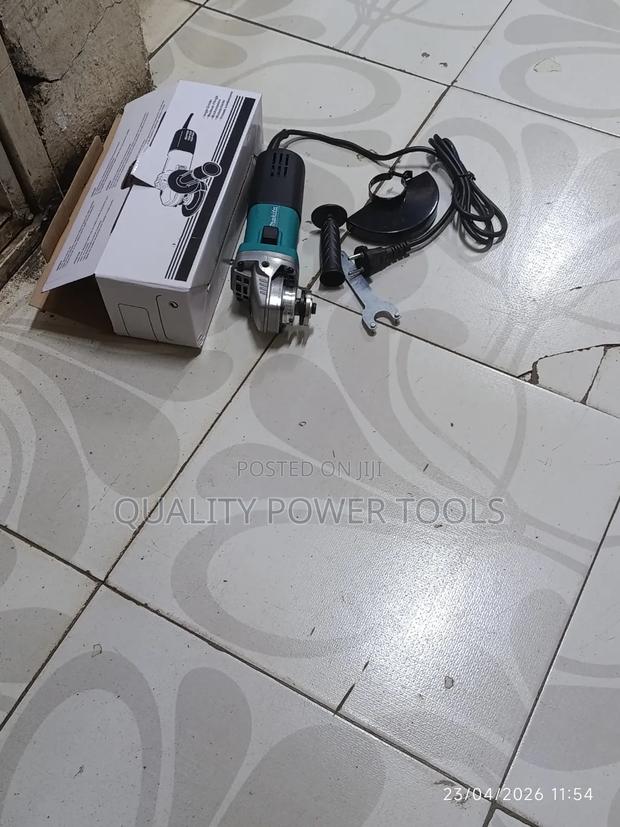 Makita Angle Grinder 4inch - thumbnail 3