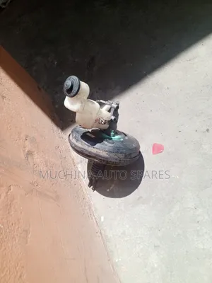 Brake Booster and Master Cylinder Toyota Kluger