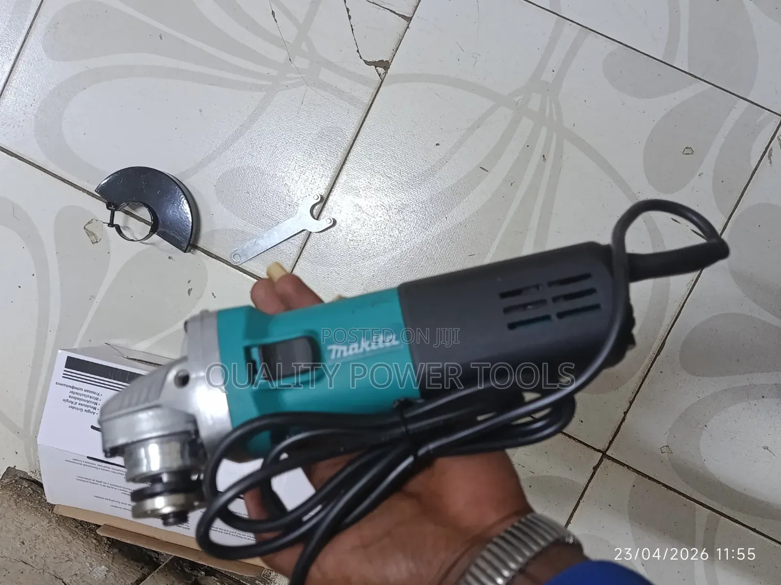 Makita Angle Grinder 4inch