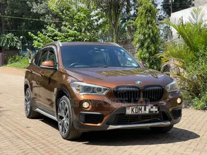 BMW X1 xDrive28i AWD 2016 Brown