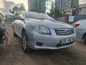 Toyota Axio 1.5 X HID 2WD 2010 Silver