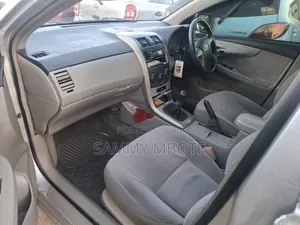 Toyota Axio 1.5 X HID 2WD 2010 Silver