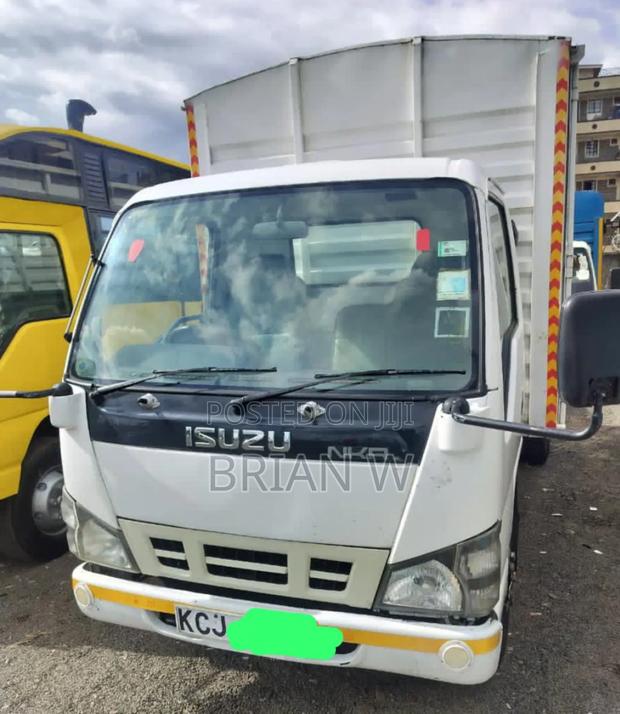 Isuzu NKR Original Local Canter 2017