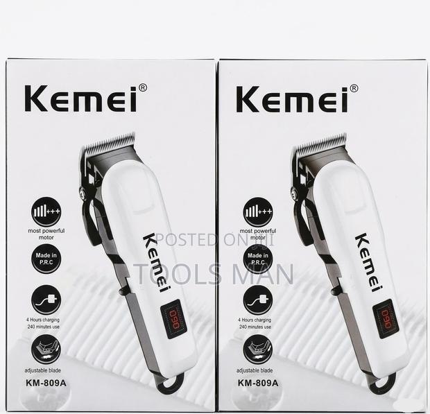 Rechargeable/Cordless Hair Clipper.Display Trimmer.Kemei Km809a Shaver