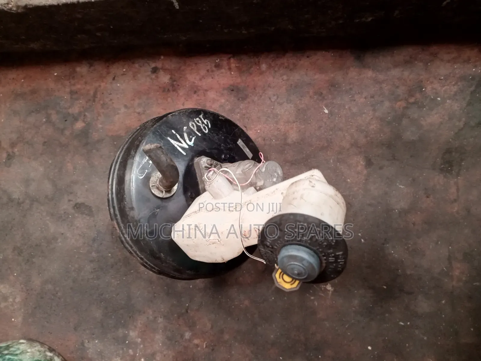 Brake Booster and Master Cylinder Toyota Sienna Old Model