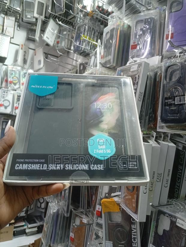 Samsung Galaxy Z Fold 5 Camshield Silky Silicone Case