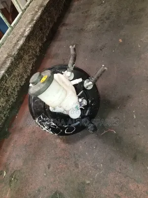 Complete Brake Booster and Master Cylinder Toyota Sienta New Model
