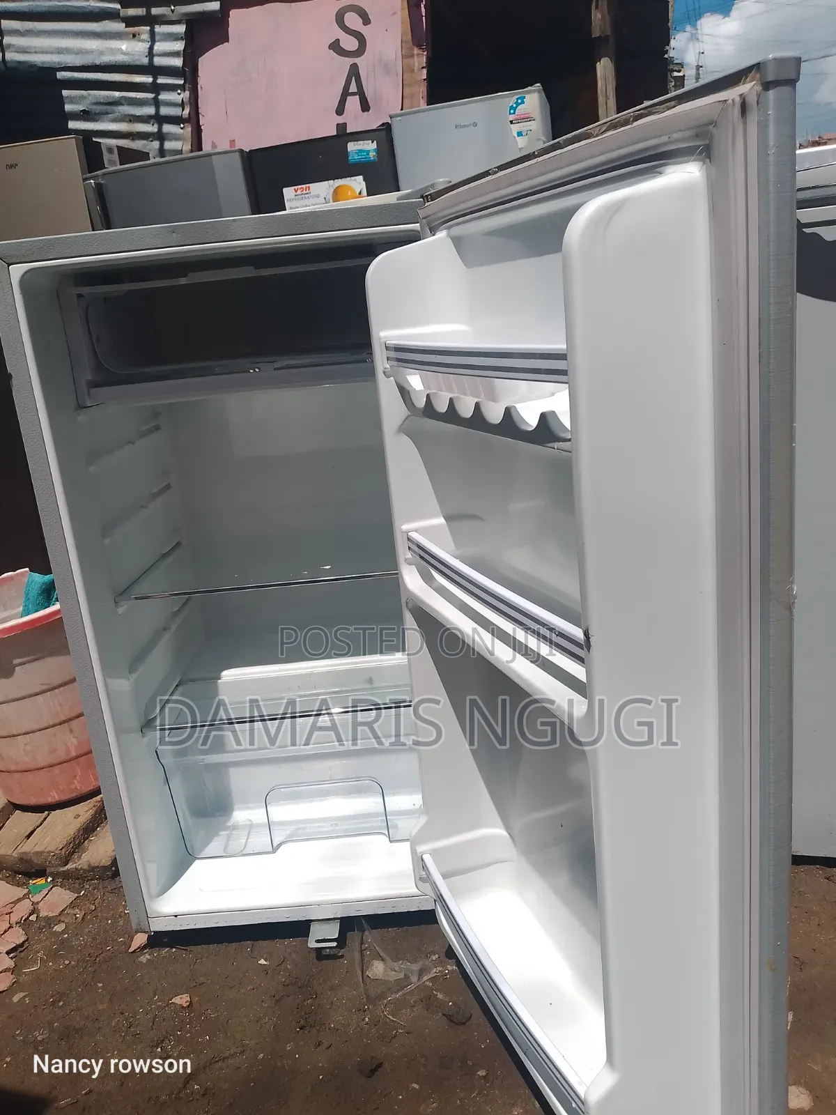 Ramtons Small Clean Refrigerator