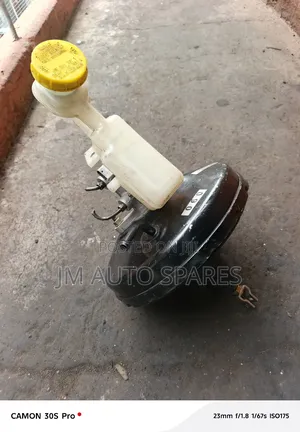Brake Booster Mitsubishi Colt