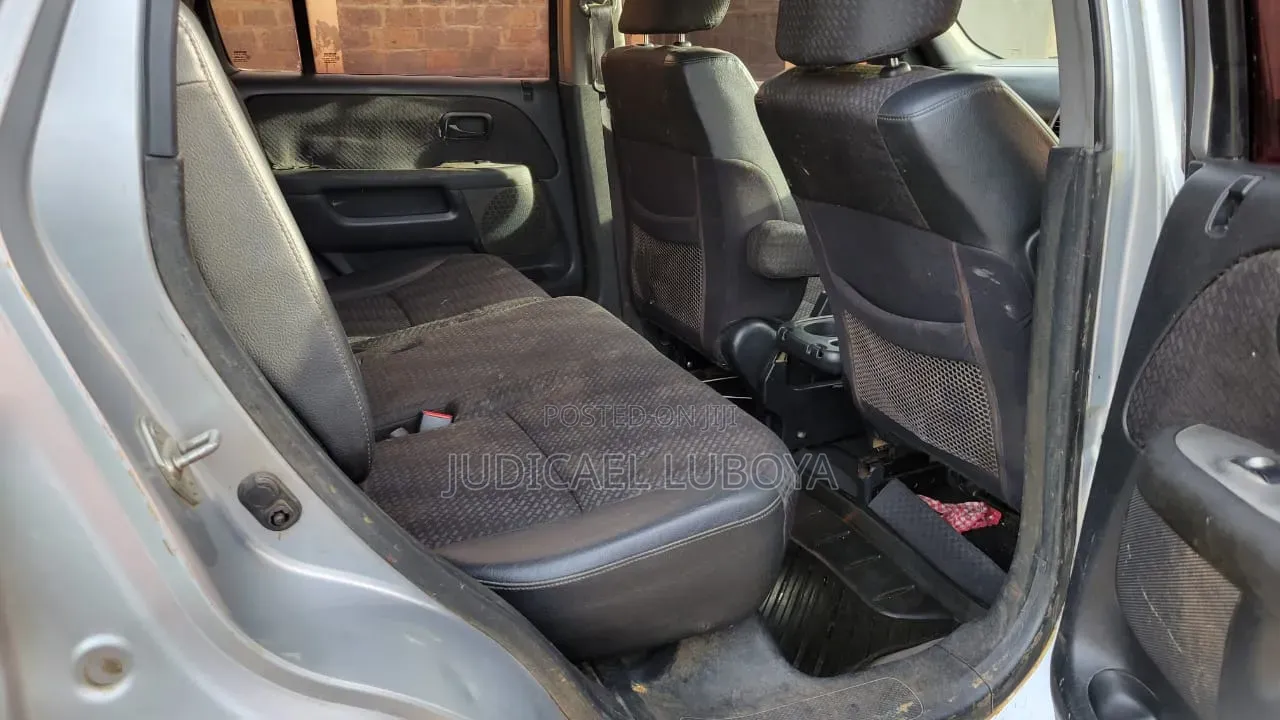 Honda CR-V 2002 Silver