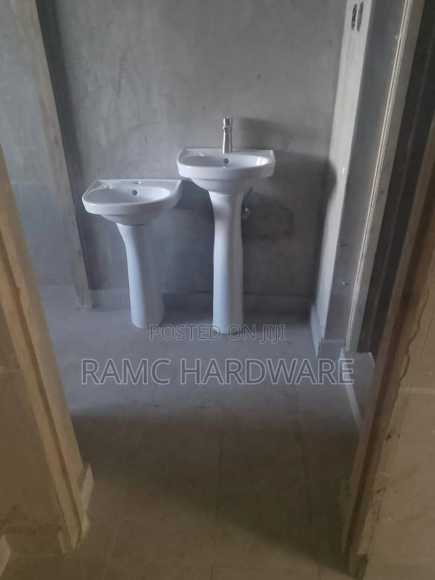 Pedestal Different Sizes - main view