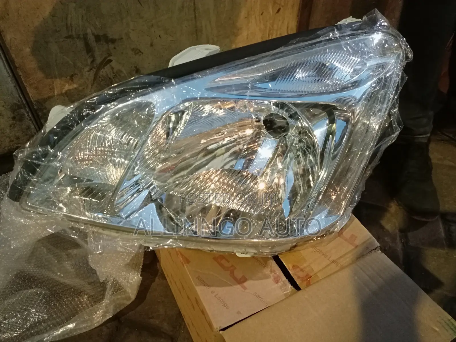Toyota Probox 2018 Headlights