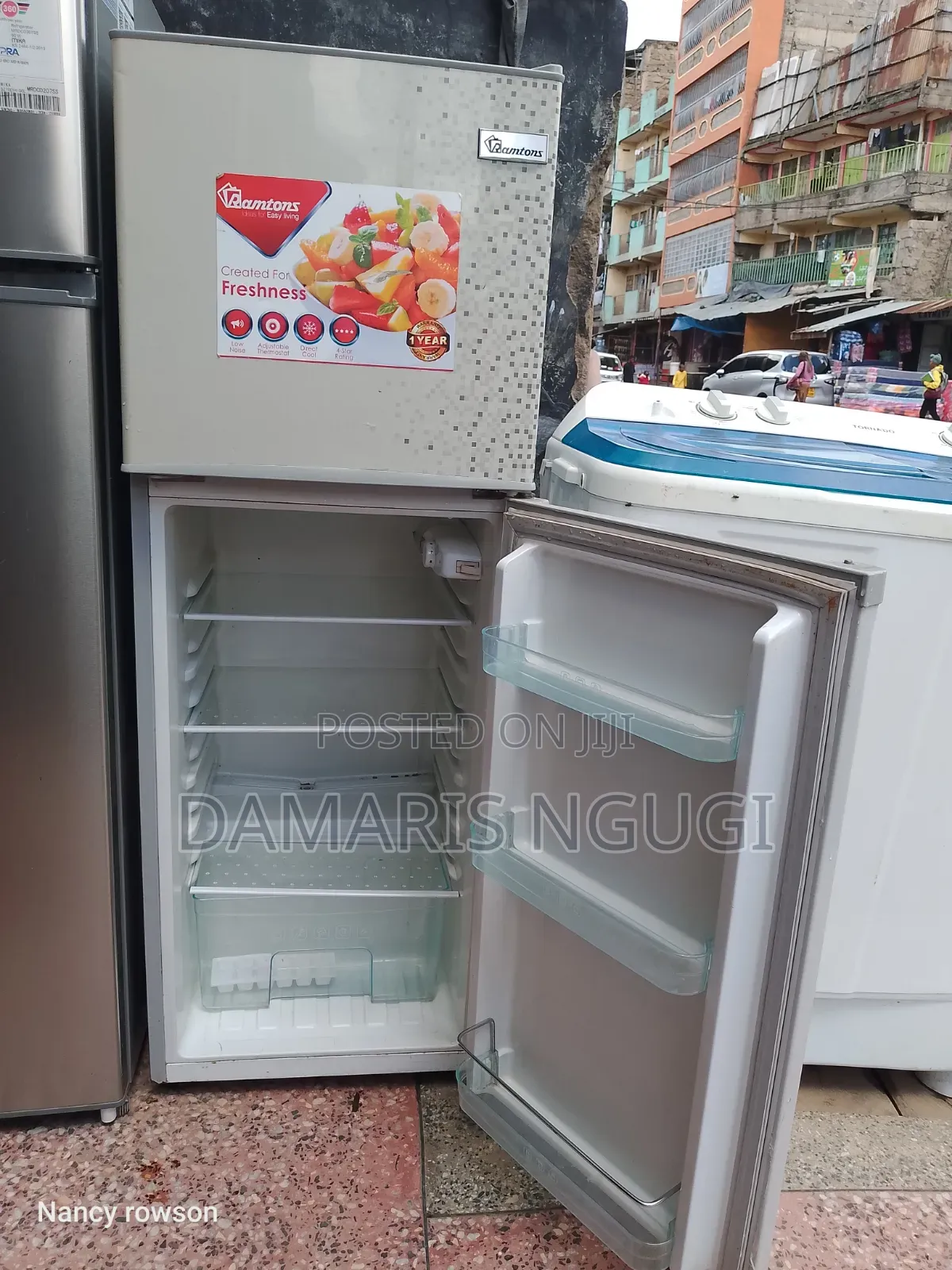 128lires Fridge
