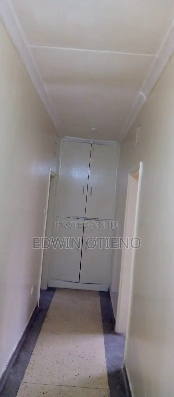 3bdrm House in Kapsoya, MTRH Area for sale