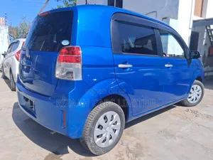 Toyota Spade 2018 Blue