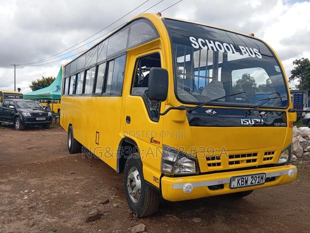 Isuzu NQR 2012 Yellow - thumbnail 11